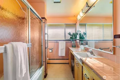 2402 11th Street, Anacortes, WA 98221 - Photo 21