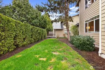 5300 Glenwood Avenue #U-2, Everett, WA 98203 - Photo 37