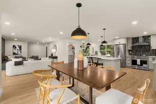 7017 NE 155th Pl, Kenmore, WA 98028 - Photo 9