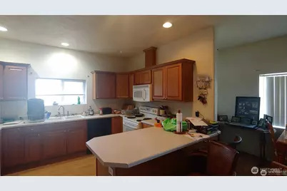 664 Rhoades Road, Winlock, WA 98596 - Photo 17