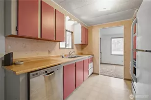 1507 Alonda Ln NE, Olympia, WA 98516 - Photo 11