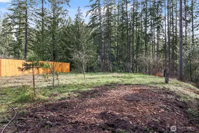 18512 Woodside Drive SE, Yelm, WA 98597 - Photo 3