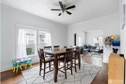 214 N Washington Avenue, Centralia, WA 98531 - Photo 11