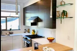 604 NW 77th St, Seattle, WA 98117 - Photo 11