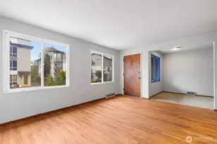 10450 Alderbrook Pl NW, Seattle, WA 98177 - Photo 5