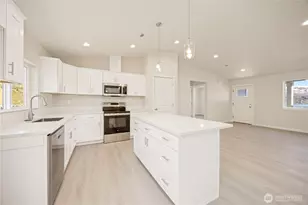 358 Ives St, Pateros, WA 98846 - Photo 9