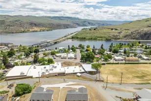 358 Ives St, Pateros, WA 98846 - Photo 35
