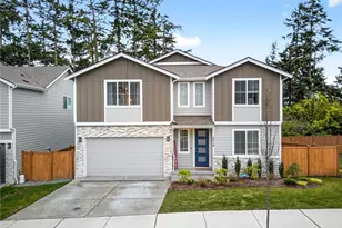 2210 SW Putnam Dr, Oak Harbor, WA 98277 - Photo 1
