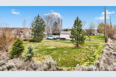 9041 Road 4.8 NE, Moses Lake, WA 98837 - Photo 5