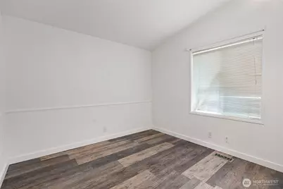 13942 169th Avenue SE, Rainier, WA 98576 - Photo 15
