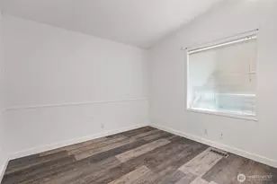 13942 169th Ave SE, Rainier, WA 98576 - Photo 15