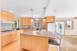 3425 Rose Ln, Camano Island, WA 98282 - Photo 19