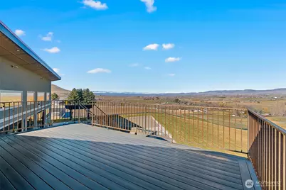 4232 Desmarais Road, Moxee, WA 98936 - Photo 27