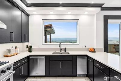 4232 Desmarais Road, Moxee, WA 98936 - Photo 11