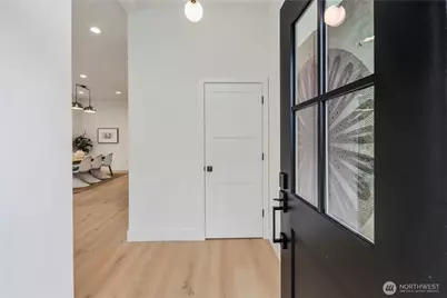 522 NE 89th Street #A, Seattle, WA 98115 - Photo 5