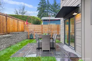 524 NE 89th St, Seattle, WA 98115 - Photo 5
