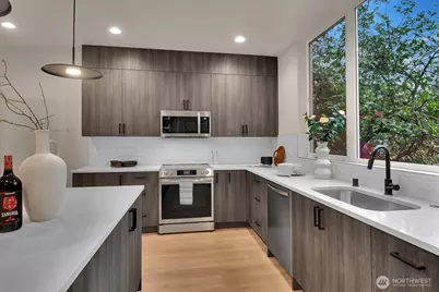 6512 23rd Avenue NE, Seattle, WA 98115 - Photo 11