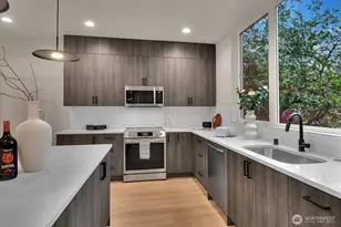 6512 23rd Ave NE, Seattle, WA 98115 - Photo 11