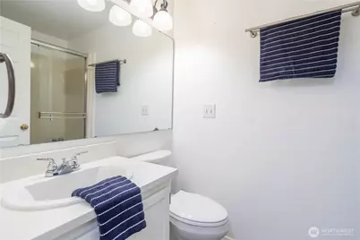 7601 Concord Lane NE #E101, Bremerton, WA 98311 - Photo 13