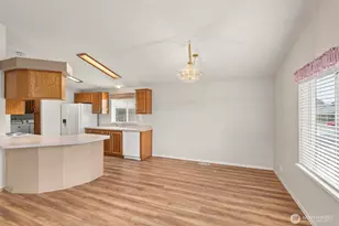 1918 Harrison Ave, Centralia, WA 98531 - Photo 11