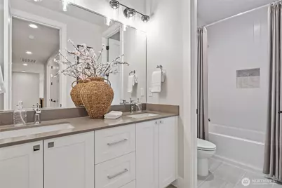 1606 146th Avenue SE, Bellevue, WA 98007 - Photo 25