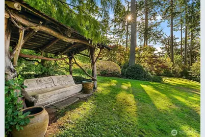 12423 SW 151st St, Vashon, WA 98070 - Photo 29