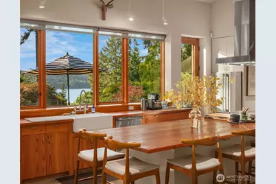 12423 SW 151st St, Vashon, WA 98070 - Photo 9