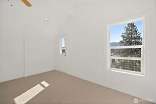 205 W 5th St, Cle Elum, WA 98922 - Photo 21