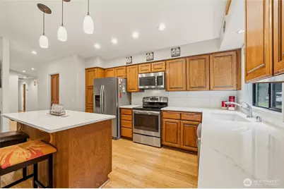 6830 Norma Beach Road, Edmonds, WA 98026 - Photo 7