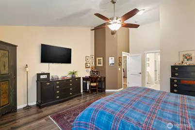 10278 NE Shore Drive, Indianola, WA 98342 - Photo 17