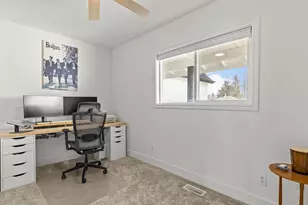 1355 McHugh Ave, Enumclaw, WA 98022 - Photo 9