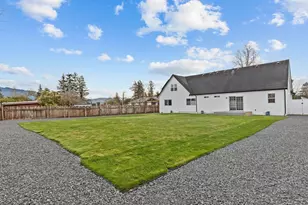 1355 McHugh Ave, Enumclaw, WA 98022 - Photo 37