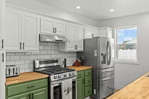 1355 McHugh Ave, Enumclaw, WA 98022 - Photo 11