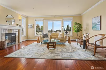 626 Glen Street #201, Edmonds, WA 98020 - Photo 9