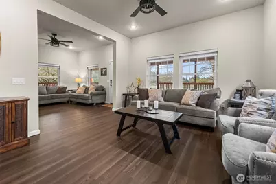 15014 106th St E, Puyallup, WA 98374 - Photo 17