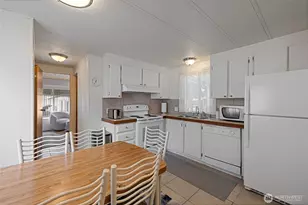 507 131st St E, Tacoma, WA 98445 - Photo 11