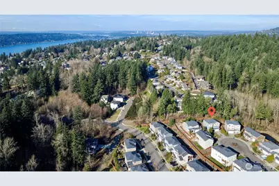 8402 121st Place SE, Newcastle, WA 98056 - Photo 37