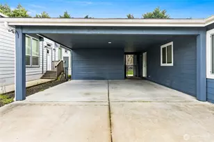 13913 21st Ave Ct E, Tacoma, WA 98445 - Photo 3