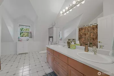 528 Waynes Ridge Circle, Camano Island, WA 98282 - Photo 25