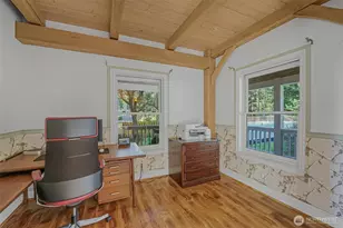 528 Waynes Ridge Cir, Camano Island, WA 98282 - Photo 5