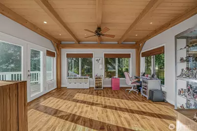 528 Waynes Ridge Circle, Camano Island, WA 98282 - Photo 15