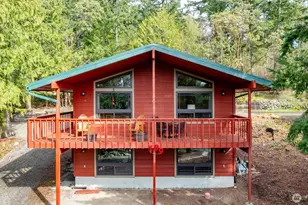 709 Shelter Bay Dr, La Conner, WA 98257 - Photo 1