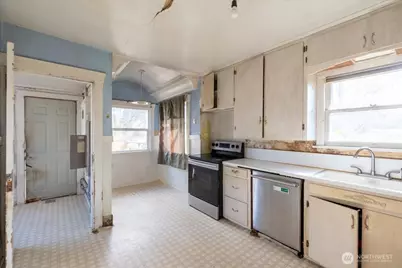 5221 S Park Avenue, Tacoma, WA 98408 - Photo 9