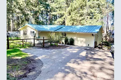 805 Island Boulevard, Fox Island, WA 98333 - Photo 1