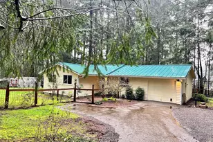 805 Island Blvd, Fox Island, WA 98333 - Photo 13