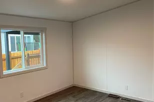 827 West Valley Hwy, Kent, WA 98032 - Photo 31