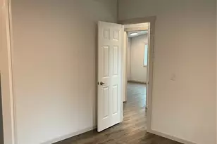 827 West Valley Hwy, Kent, WA 98032 - Photo 33