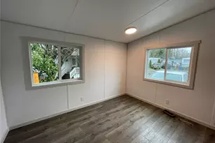 827 West Valley Hwy, Kent, WA 98032 - Photo 35