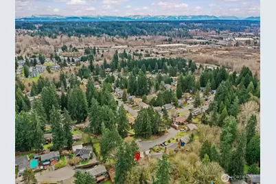 1030 204th Place SE, Bothell, WA 98012 - Photo 35