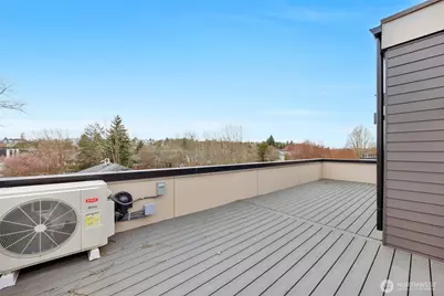 1410 N 47th Street #A, Seattle, WA 98103 - Photo 23